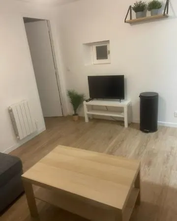 Logement Entier Montigny-Les-Cormeilles - Pres De Paris Exterior photo