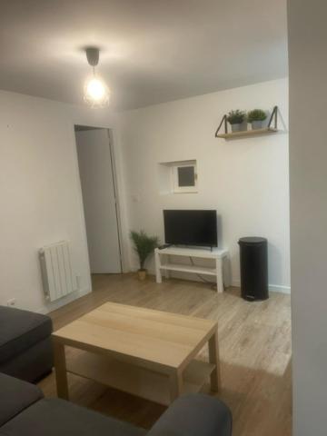 Entier - Pres De Paris Apartment *